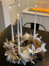 Last inn bildet i Galleri-visningsprogrammet, Bordkrans "hvit natur" med lys